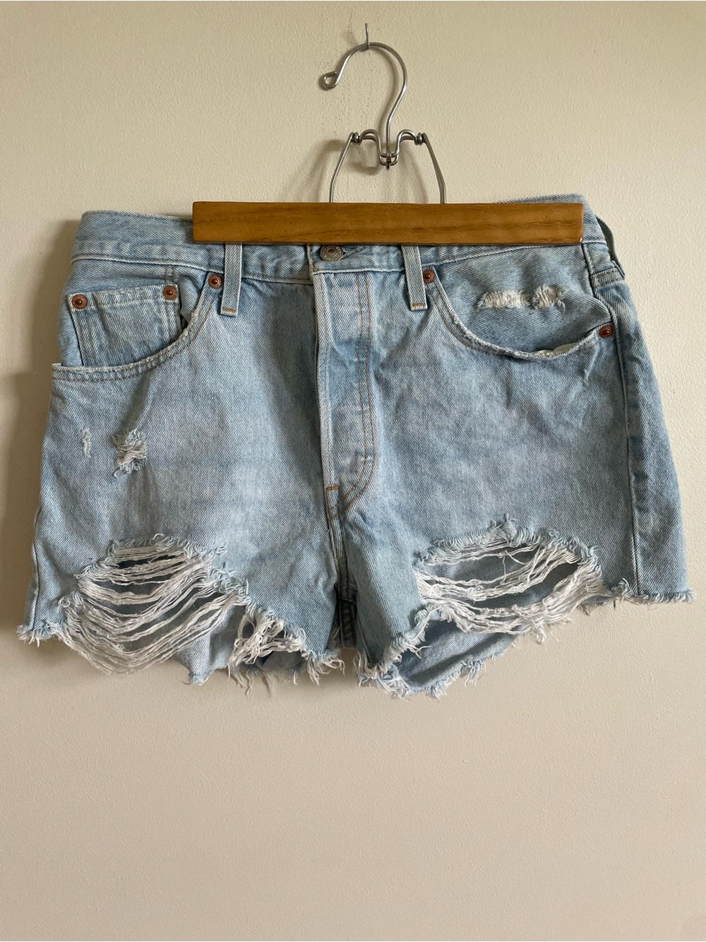 Levi’s 501 Original Distressed Denim Shorts Light Wash W29 Button Fly